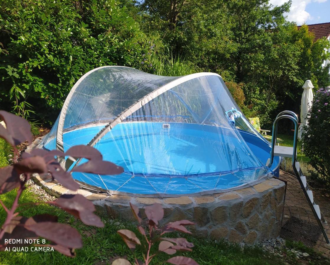 Mediterran-Skandinavisch - Outdoorwhirlpool Ganzjaehrig Burgthann Экстерьер фото